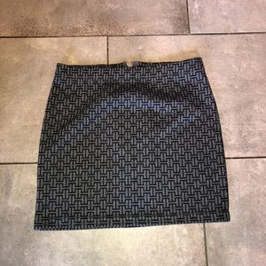 Grey forever 21 skirt 🖤🤍
